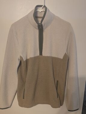 Sonoma Two-Tone Sherpa Pullover in Cream and Brown